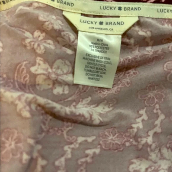 Beautiful women’s lucky brand pj set. Multiple sizes available. - Picture 5 of 8